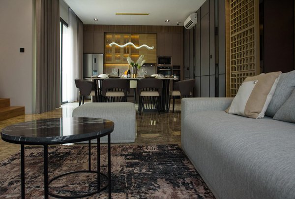 Wie wirkt sich Yoga auf das allgemeine Wohlbefinden aus?